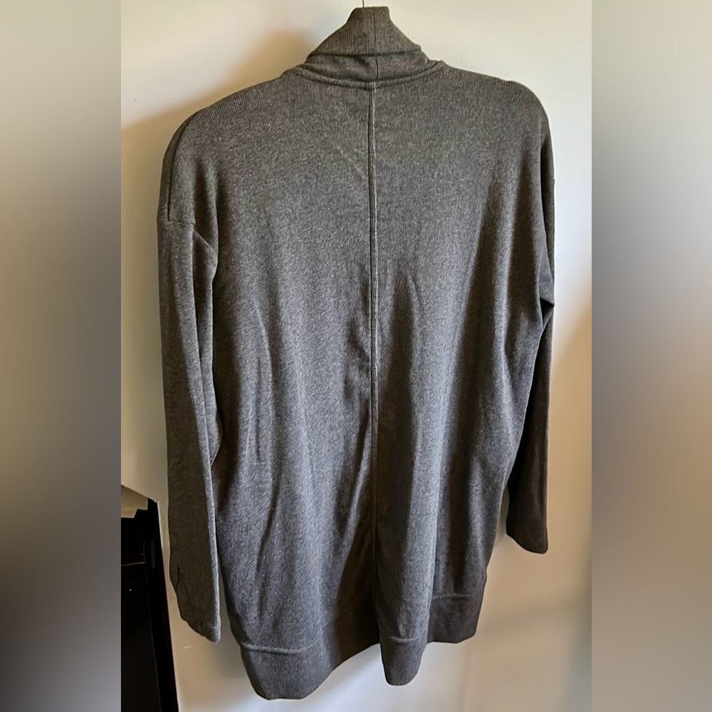 ATHLETA Presence Cocoon Wrap Women's Size SP - Picture 7 of 7